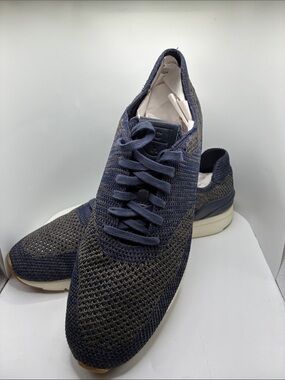 COLE HAAN MEN’S RUNNER STITCH LITE
LOW TOP/ OXFORD SIZE 11M/ INJECTION MOLDED